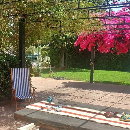 La Depandance Di Villa Rosa Locazioni Brevi Mondello Eksteriør billede